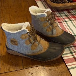 💜Sorel Out N About Sz 9.5 Women’s Boots